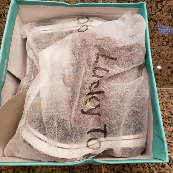 Kimora Faux Fur Lined Snow Boot - Picture 9 of 9